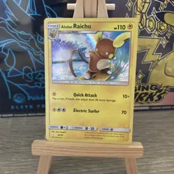 Pokemon - Alolan Raichu 30/30 - SM Trainer Kit - Holo - Image 1