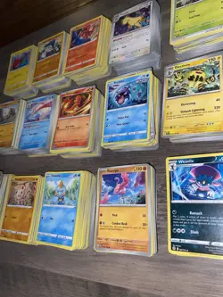 Pokemon Cards 2000+ (400 Holos/reverse Holos, No Energy’s) - Image 2