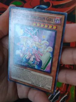 Toon Dark Magician Girl - GLD4-EN015 - Common - Limited Edition Yugioh LP - Image 2