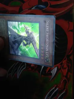 Silent Swordsman LV5 - EEN-ENSE4 - Secret Rare - Limited Edition Yugioh HP - Image 3