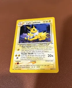 Pokemon WOTC Eeveeloution Neo Destiny Light Jolteon Vaporeon Flareon LP/NM - Image 2
