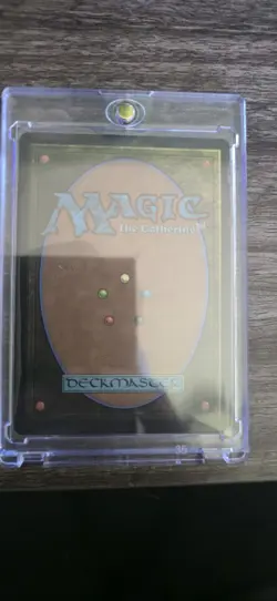 Marsh Flats (Borderless) (Dragonscale Foil) Special Guests Foil - Image 3