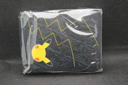 Pokemon Trainer Box 65 Sleeves Hulle Pikachu 25 Celebrations NEU OVP - Image 1