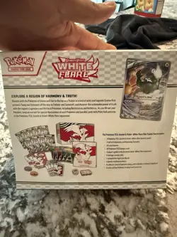 Pokemon Scarlet & Violet—White Flare Elite Trainer Box, English, 9 Packs - Image 2