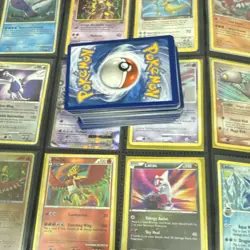 Pokemon TCG Random 100 Card lot. - Image 2
