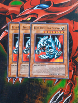 x3 Blue-Eyes Toon Dragon - SDP-020 - Common - 1st Edition Yugioh MP - Image 1