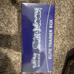 Pokemon TCG: Sun & Moon Elite Trainer Box (Lunala) 728192530920 - Image 3
