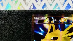 Jolteon EX 28a/83 Generations Full Art Pokemon Card LP/NM - Image 3