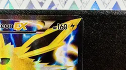 Jolteon EX 28a/83 Generations Full Art Pokemon Card LP/NM - Image 4