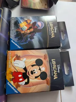 Disney Lorcana Binder, Deck Box, & Sleeves Accessories The First Chapter - Image 4