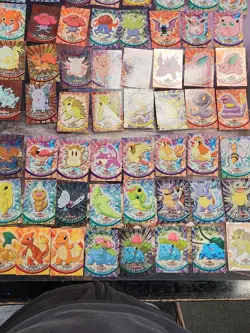 Lot of 102 - Topps Pokemon Cards - See pics and description - Image 1