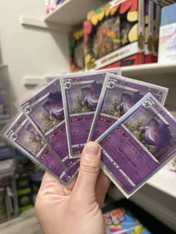 Pokemon TCG Gengar Holos (18 Cards) & 25th Mew (40 Cards) - Image 2