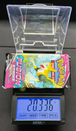 Pokemon TCG Fusion Strike (SWSH08) Booster Pack - Boltund Art New & Sealed 20.3g - Image 3