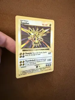 1999 Pokemon Zapdos Holo Shadowless Base Set 16/102 - Image 4