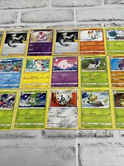 Pokemon Card Bulk Lot Of 28 Cards Common Uncommon Lightly Played Modern TCG 2021 - Image 4