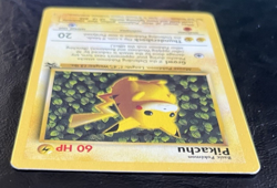 POKEMON TCG CARD IVY PIKACHU 2000 NO 1 BLACK STAR PROMO EXCELLENT PACK TO FOLDER - Image 3
