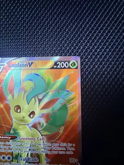 The Pokemon Company Leafeon V 166/203 Evolving Skies Ultra Rare Full Art Holo EN - Image 3