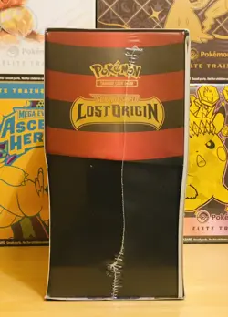 🔥Pokemon Center 2022 Sword Shield Lost Origin ETB Brand New/Sealed!🔥 - Image 4