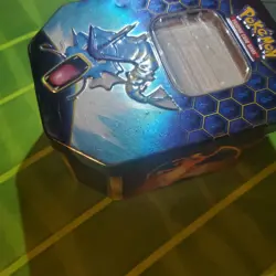 Pokemon Bulk Lot 400+ Cards No Holos Hidden Fates Tin - Image 4