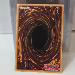 Yu-gi-oh TCG Dark Magician MVP1-ENSV3 NM/M Ultra Rare GEM - Image 3
