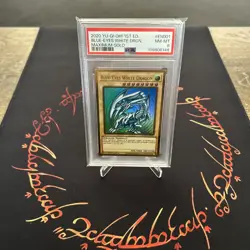 Blue-Eyes White Dragon PSA 8 Bundle YuGiOh! - Image 2