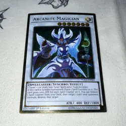 Yu-Gi-Oh! TCG Arcanite Magician Premium Gold 1st Ed Gold Rare PGL3-EN060 - Image 1