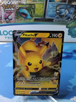 Pikachu V - 043/185 - Pokemon Vivid Voltage Sword & Shield Ultra Rare Card NM - Image 1