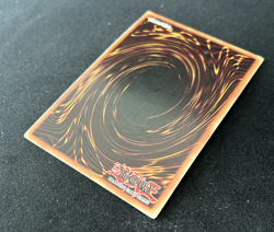 Dark Magician SDY-006 (MP) Starter Deck: Yugi Unlimited Ultra Rare - Image 4