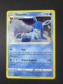 Glaceon SWSH192 Holo Promo Sword & Shield Promo Pokemon Near Mint - Image 1