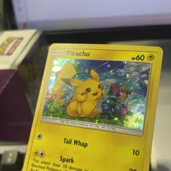 Pokemon TCG Pikachu SM86 Black Star Promo Holo Rare lp- - Image 2