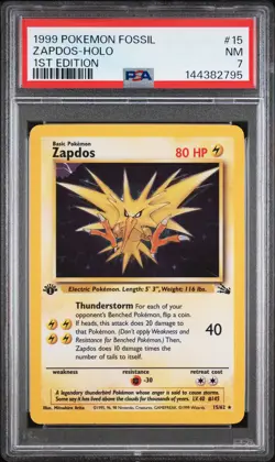 1999 POKEMON FOSSIL 1ST EDITION #15 ZAPDOS-HOLO PSA 7 - Image 1