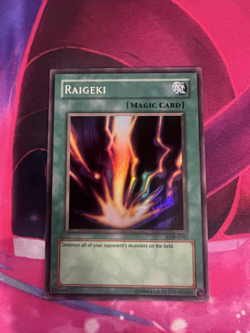 Raigeki Super Rare LOB-E042 European English Light Play Yugioh - Image 1