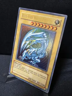 Blue-Eyes White Dragon SDK-001 Unlimited Ultra Rare Holo LP- Vintage Yu-Gi-Oh! - Image 4