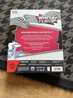 Pokemon TCG: White Flare Binder Collection - Image 2