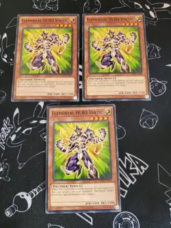 Yugioh - Elemental HERO Voltic SDHS-EN004 NM Unlimited Common x3 - Image 1