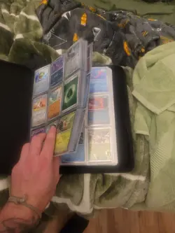 4,000-5k Modern Pokemon Holo & Reverse-Holo Cards in 7 Binders - Display Ready! - Image 3