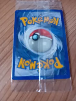Pokemon TCG Articuno Fossil Holo Card 2/62 Great Condition - Image 2