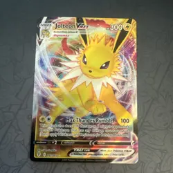 Pokemon TCG Jolteon VMAX Holo Ultra Rare Card Evolving Skies 051/203 - Image 1