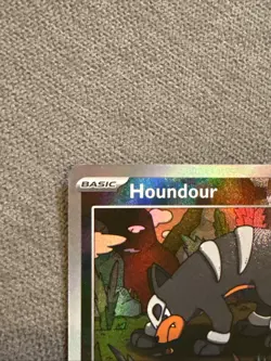 Pokemon Prismatic Evolutions Houndour 062/131 Master Ball Pattern Holo - Image 2