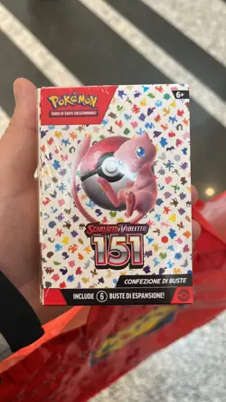 Pokemon Scarlatto & Violetto 151 Confezione di Buste di Espansione - 6 Buste 820650603204 - Image 1