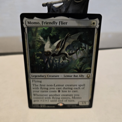 Wizards MTG Momo, Friendly Flier - FOIL - MTG - Image 1