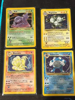 Pokemon Vintage Holo card lot base set - MP - Image 1