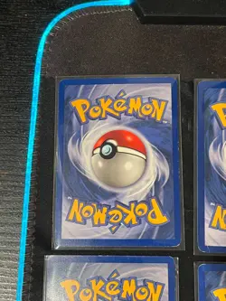 Pokemon Vintage Holo card lot base set - MP - Image 3