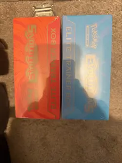 POKEMON TCG XY EVOLUTIONS CHARIZARD/BLASTOISE ELITE TRAINER BOX ETB NEW/SEALED - Image 3