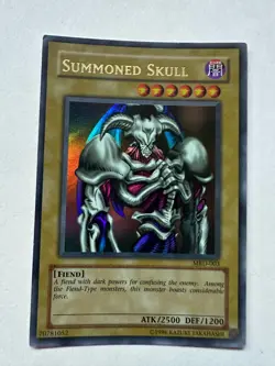 Summoned Skull MRD-003 Unlimited Holo Yu-Gi-Oh - Image 1