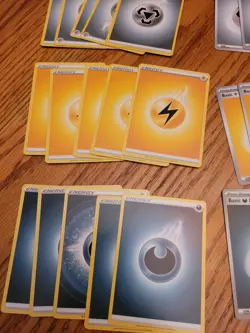 pokemon energy cards 2020 / 2023 Five of Each. 80 Total Cards See Pictures - Image 4