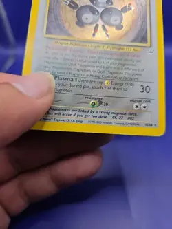 Magneton 10/64 Holo Unlimited Neo Revelation Pokemon Card Vintage Wotc DMG - Image 3