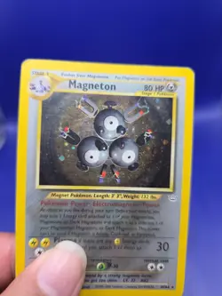 Magneton 10/64 Holo Unlimited Neo Revelation Pokemon Card Vintage Wotc DMG - Image 4
