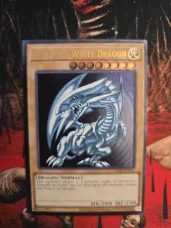 Yu-Gi-Oh OTS Tournament Pack 28 OP28-EN001 Blue-Eyes White Dragon Ultimate Rare - Image 2