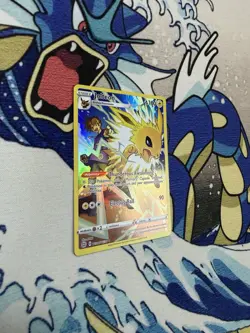 Pokemon Sword & Shield Brilliant Stars Jolteon TG 04 - Image 4
